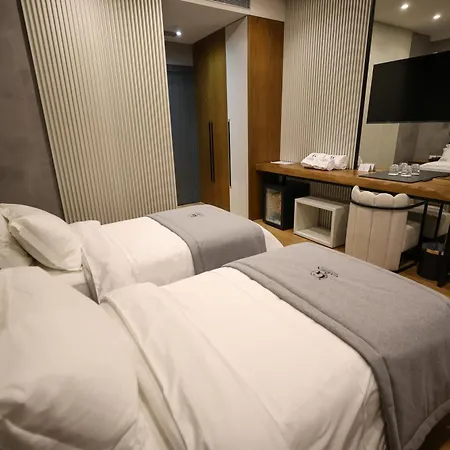 Garden Boutique Отель 4*