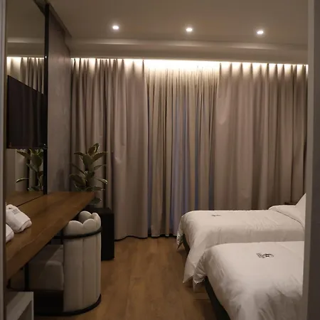 Garden Boutique 4* Тирана