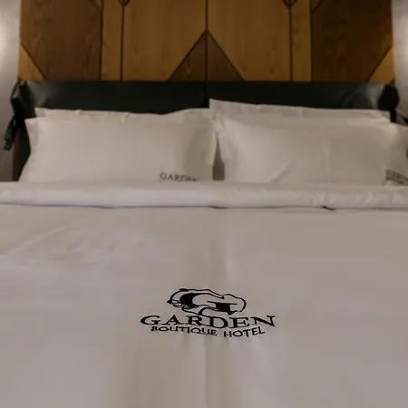 Garden Boutique Тирана