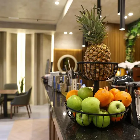 فندق Garden Boutique 4*