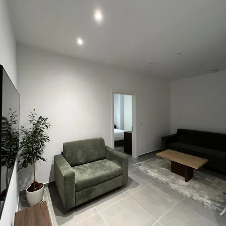 فندق Garden Boutique 4*