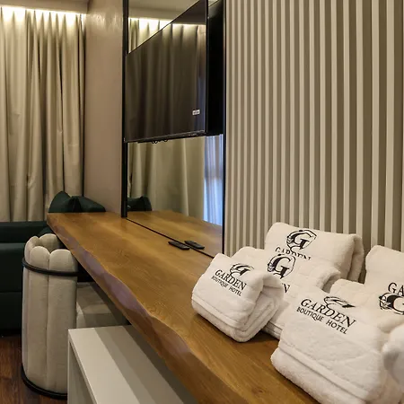 Garden Boutique 4* טיראנה