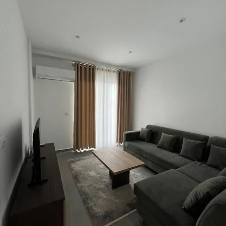Garden Boutique 4* טיראנה
