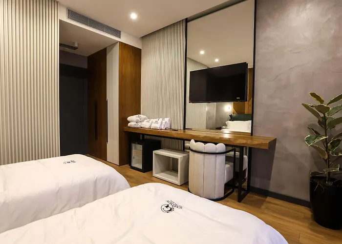 Garden Boutique 4* Tirana